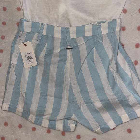 Billabong Outfit - Picture 5 of 8